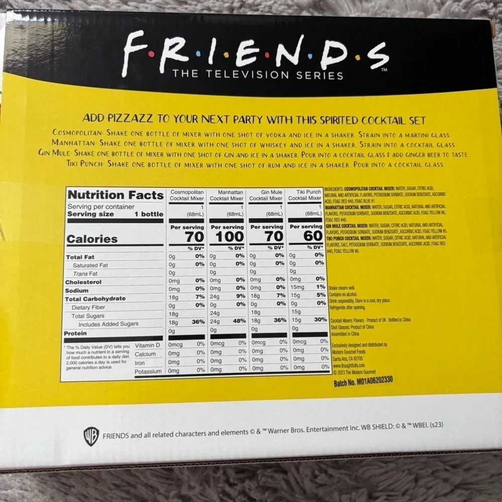 ⭐️⭐️⭐️FRIENDS the TV SHOW mixers and shot glass kit